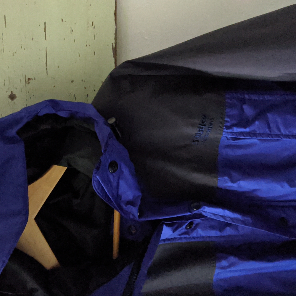 SOLSTICE I  Blue & Black Micro-Shed Waterproof Nylon Rain Outdoor Jacket, M